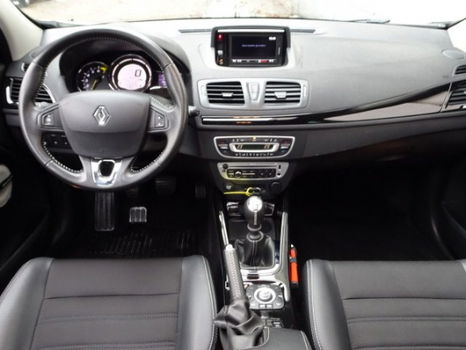 Renault Mégane - 130pk EDC Bose Navigatie Panorama Schuifdak Bluetooth - 1