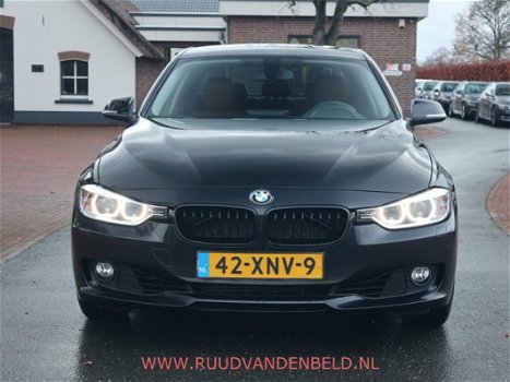 BMW 3-serie - 320i AUT. BIXENON/LEER/PROFNAVI - 1