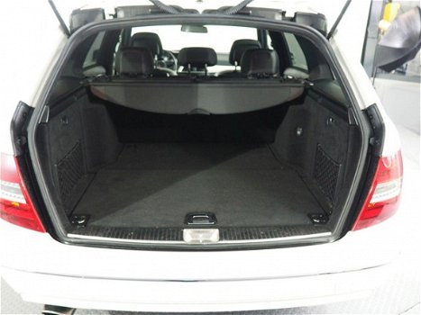 Mercedes-Benz C-klasse Estate - 200 Business Class 125 Avantgarde / Automaat / Leder / Navigatie / V - 1