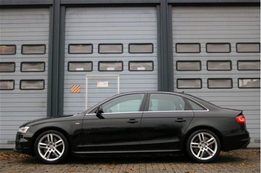 Audi A4 - 1.8 TFSI 170PK 2x S-Line Autom Xenon Sportstoelen Chroom Trekhaak Ecc Pdc BJ2015 - 1