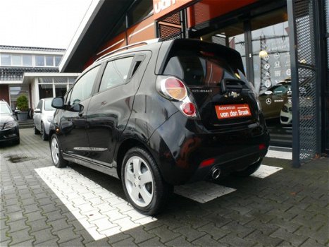 Chevrolet Spark - 1.2 16V LT Climate Controle Stoelverwarming Pdc Achter Dakrails Lmv Apk - 1