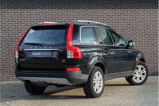Volvo XC90 - 2.4 D5 Momentum | 7-pers | Communication-Line | Visibility-Line | - 1