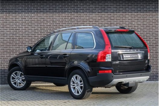 Volvo XC90 - 2.4 D5 Momentum | 7-pers | Communication-Line | Visibility-Line | - 1