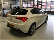 Alfa Romeo Giulietta - 1.4 T 170PK Distinctive Led Panorama Leer Navi Zwarte-hemel Parkeersensoren D - 1 - Thumbnail