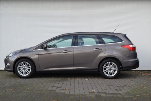 Ford Focus Wagon - 1.0 100 pk Titanium | Voorruitverwarming | Clima | PDC | Navigatie - 1