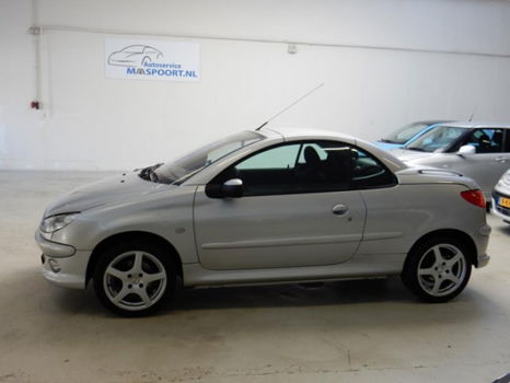 Peugeot 206 CC - 1.6-16V cabrio Automaat LM velgen 119Dkm NAP - 1