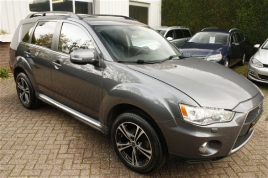 Mitsubishi Outlander - 2.2DI-D 177PK INTENSE VAN - 1