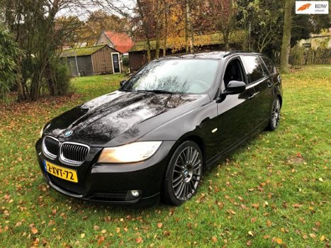 BMW 3-serie Touring - 330d Business Line M Sport - 1