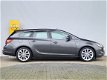 Opel Astra Sports Tourer - 1.6 Turbo 180 pk Cosmo Automaat Navigatie / Schuifdak / Xenon / Half leer - 1 - Thumbnail