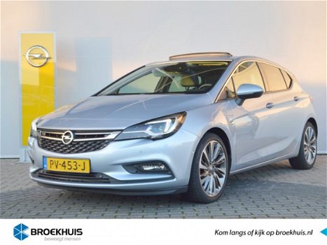 Opel Astra - 1.4 Innovation 150 pk Navigatie / Schuifdak / Leer / AGR comfortstoelen / Led-Matrix / - 1