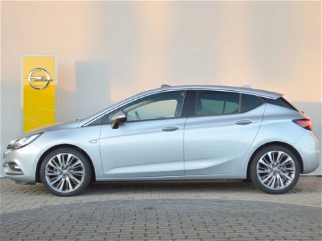 Opel Astra - 1.4 Innovation 150 pk Navigatie / Schuifdak / Leer / AGR comfortstoelen / Led-Matrix / - 1