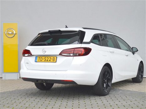 Opel Astra Sports Tourer - 1.0 Business Executive Navigatie / Leer / Massagestoelen / 17