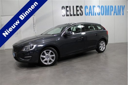 Volvo V60 - 2.0 D3 | Leder | Xenon | schuif/Kanteldak | Trekhaak | - 1