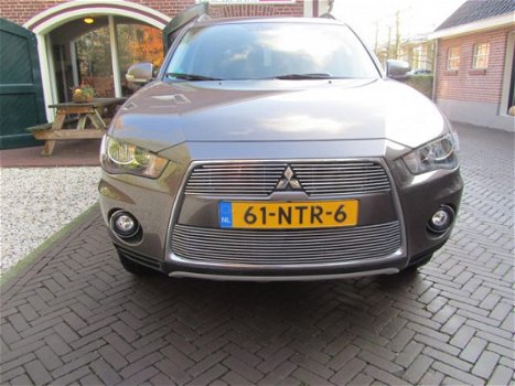 Mitsubishi Outlander - 2.0 Intro Edition - 1