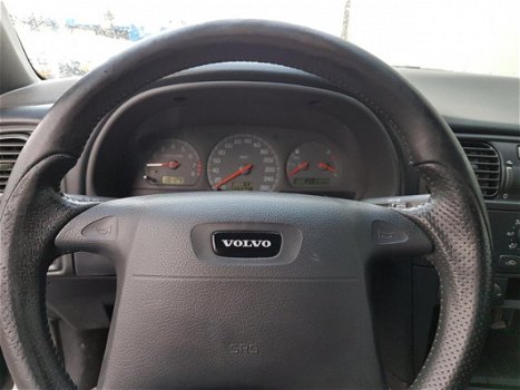 Volvo V40 - 2.0 T4 - 1