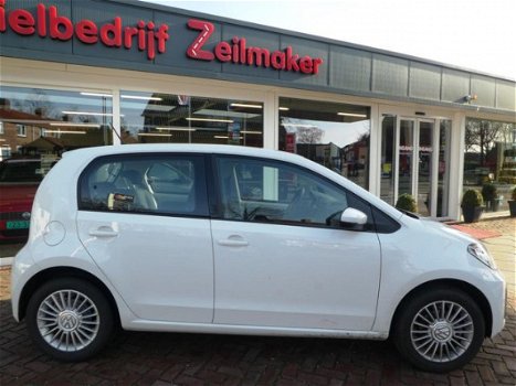 Volkswagen Up! - 1.0i 5 DEURS AIRCO MOVE UP - 1