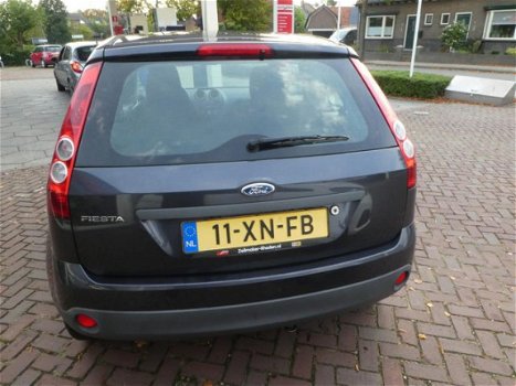 Ford Fiesta - 1.3 STYLE 3 DEURS AIRCO ALLSEASON BANDEN - 1