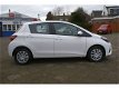 Toyota Yaris - 1.5 VVT-i Young 5drs - 1 - Thumbnail