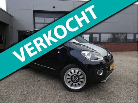 Volkswagen Up! - 1.0 high up Navi, Airco, Cruise, Leer, PDC - 1