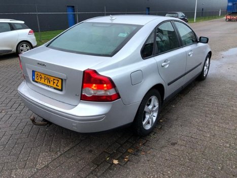 Volvo S40 - 1.8 125pk 2004 Grijs - 1