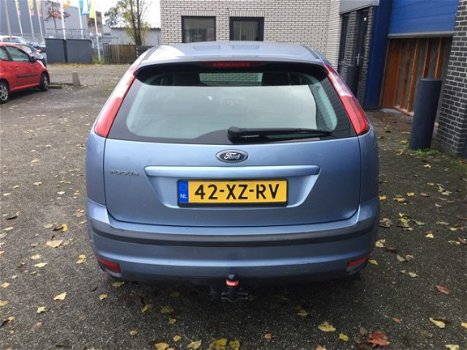 Ford Focus - 1.6-16V Trend - 1