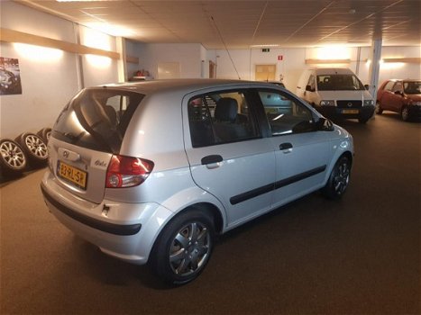 Hyundai Getz - 1.1i Young Apk Nieuw, 2e eigenaar, N.A.P, E-Ramen, 5Drs, Lm velgen, Zeer nette staat - 1