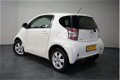 Toyota iQ - 1.0 VVTi Comfort - 1 - Thumbnail