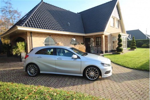 Mercedes-Benz A-klasse - 180 AMG Style Navi 2013 - 40.390km - 1