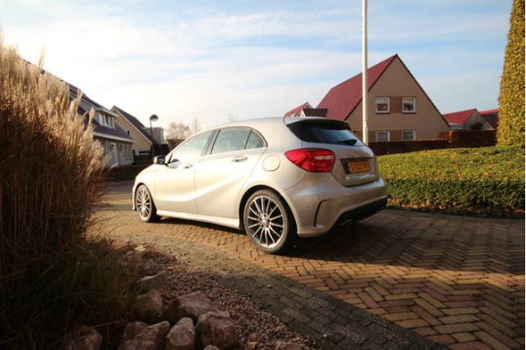 Mercedes-Benz A-klasse - 180 AMG Style Navi 2013 - 40.390km - 1