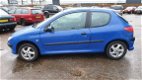 Peugeot 206 - 1.4 Pop' Art Prima rijdende en nette 206.Apk 19-11-2020 - 1 - Thumbnail