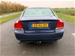 Volvo S60 - 2.4 Edition , Nieuwe apk , inruil mogelijk - 1 - Thumbnail