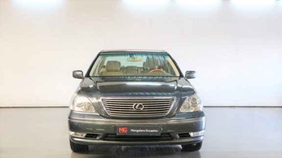 Lexus LS - 430 4.3 V8 Executive Aut - 1