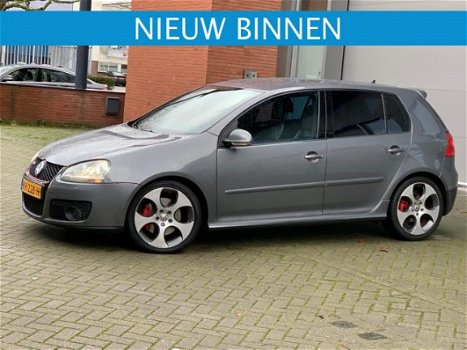 Volkswagen Golf - 2.0 GTI 200 PK | DSG | Xenon Leer NAVi - 1