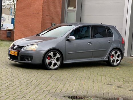 Volkswagen Golf - 2.0 GTI 200 PK | DSG | Xenon Leer NAVi - 1