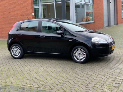 Fiat Grande Punto - Grand1.4 8v Automaat Airco Apk - 1