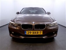 BMW 3-serie - 320d EfficientDynamics Edition Executive Leer, Navi, Clima