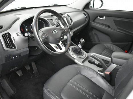 Kia Sportage - 1.6 GDI ExecutiveLine | Panodak | Leder | Navi | Camera | Stoelverwarming | Clima | C - 1