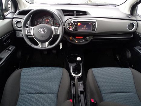 Toyota Yaris - 1.0 VVT-i Aspiration Clima , Achteruitrijcamera , Bluetooth - 1