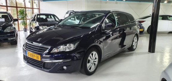 Peugeot 308 SW - 1.6 BlueHDI Blue Executive PANO NAVI LED USB BLUETOOTH TREKHAAK NAP NL AUTO - 1