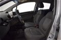 Chevrolet Spark - 1.2 16V Airco/Elektr pakket/5 Deurs/82PK Lichtmetalen velgen - 1 - Thumbnail