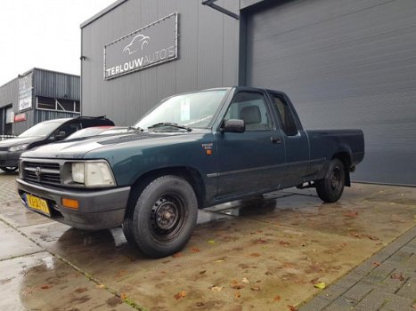 Toyota HiLux - 2.4 Xtra Cab 1e Eigenaar Grijs kenteken - 1