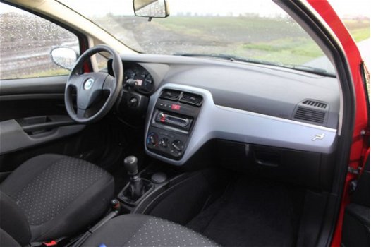 Fiat Grande Punto - 1.2 Sportsound Airco / Nieuwe APK - 1