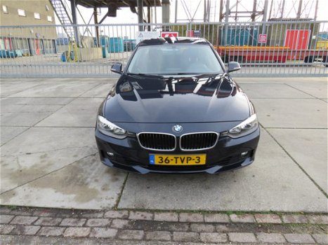 BMW 3-serie - 320i Executive Automaat model F30 184 PK N.A.P. Rapport KM : 130.000 - 1