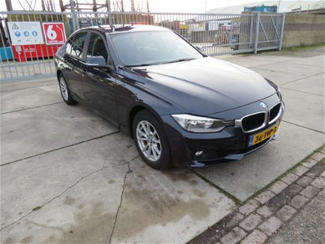 BMW 3-serie - 320i Executive Automaat model F30 184 PK N.A.P. Rapport KM : 130.000 - 1