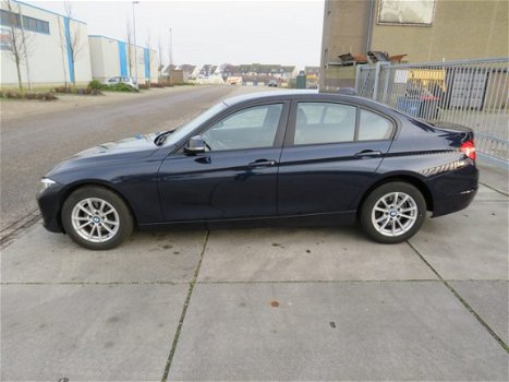 BMW 3-serie - 320i Executive Automaat model F30 184 PK N.A.P. Rapport KM : 130.000 - 1