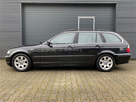 BMW 3-serie Touring - 318i Special Edition - 1