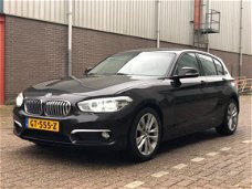 BMW 1-serie - 116d EDE Urban LED GROOT SCHERM LEER