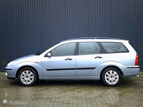 Ford Focus Wagon - 1.6 APK 23-7-2020 NAP LEDER Groot Onderhoud - 1