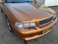 Volvo V70 - 2.3 R AWD gereviseerde motor