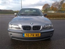 BMW 3-serie - 316i Lifestyle Edition M-Velgen 3e eigenaar 5Deurs Airco Trekhaak APK 06-2020